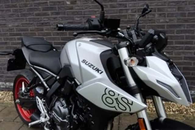 Suzuki GSX-8S (2025) thumbnail 4