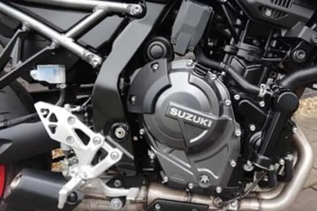 Suzuki GSX-8S (2025) thumbnail 6