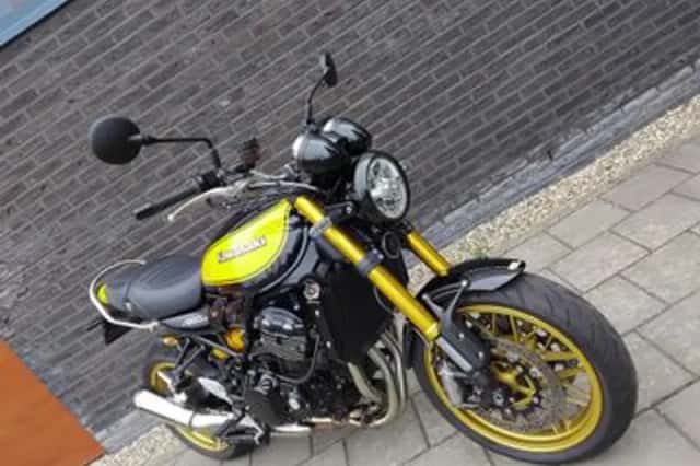 Kawasaki Z 900 RS SE (2023) thumbnail 1