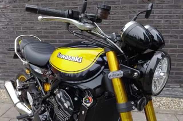 Kawasaki Z 900 RS SE (2023) thumbnail 4