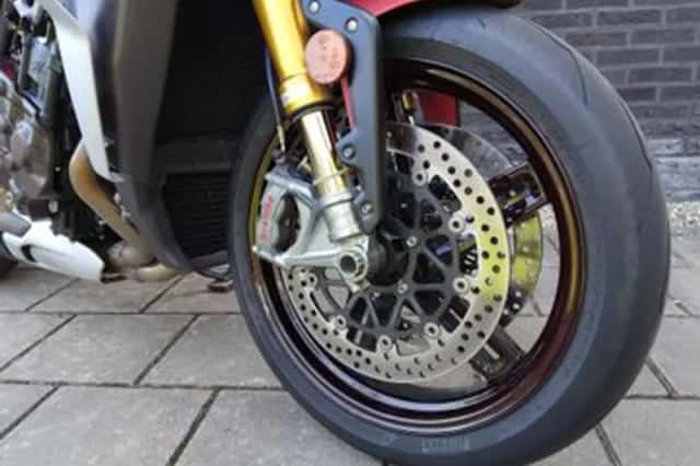 MV Agusta Brutale 1000 (2020) thumbnail 5
