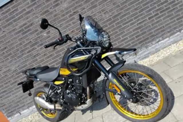 Royal Enfield Himalayan (2024) thumbnail 1