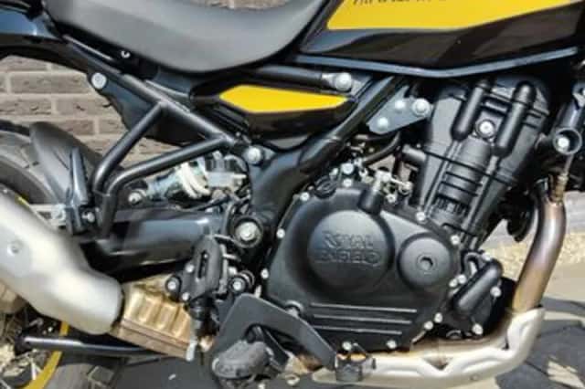 Royal Enfield Himalayan (2024) thumbnail 6