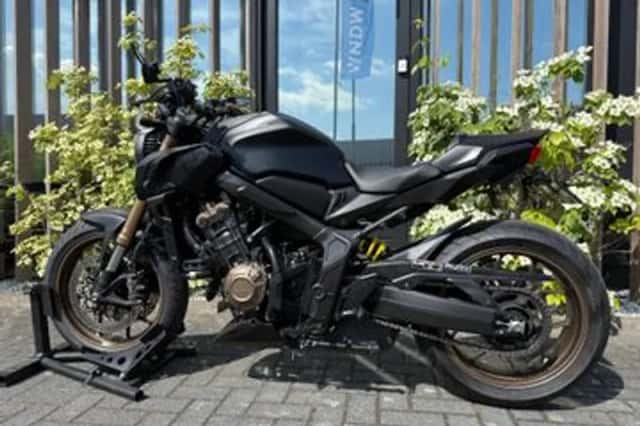 Honda CB650R (2021) thumbnail 4