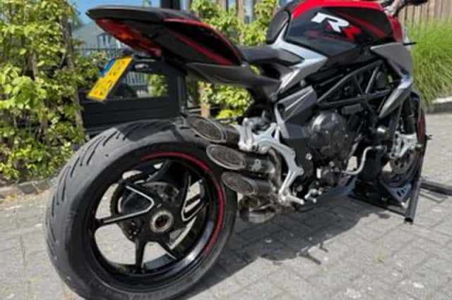 MV Agusta Brutale 800 (2018) thumbnail 4