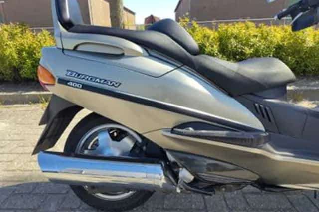 Suzuki Burgman 400 (2000) thumbnail 6