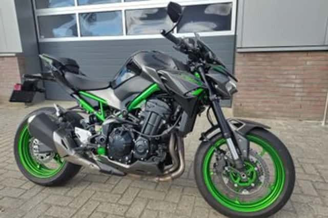Kawasaki Z 900 (2023) thumbnail 1