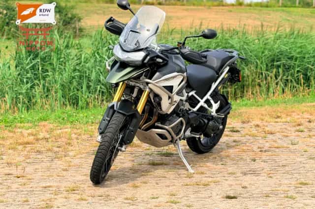 Triumph Tiger 1200 (2023) thumbnail 1