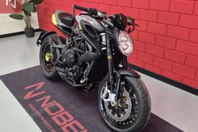 MV Agusta Dragster 800 (2020) thumbnail 4