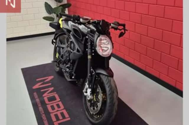 MV Agusta Dragster 800 (2020) thumbnail 6