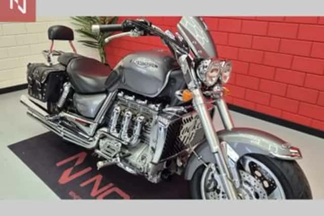 Triumph III (2005) thumbnail 5