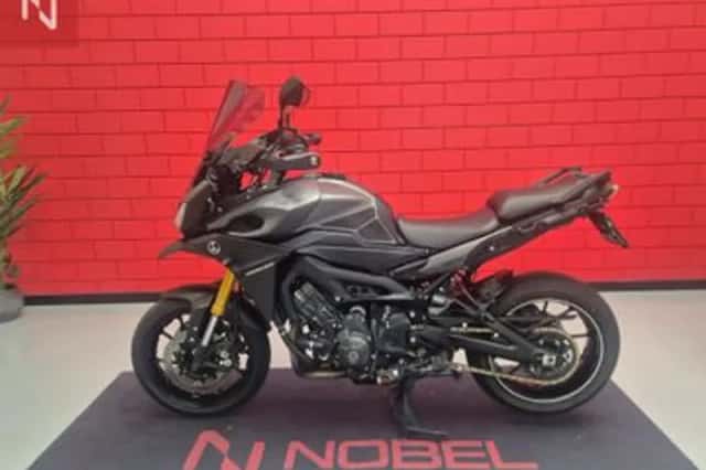 Yamaha MT-09 (2015) thumbnail 2