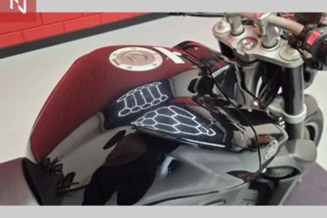 Yamaha FZ1 (2007) thumbnail 5
