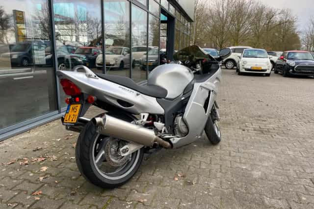 Honda Sport CBR 1100XX S Blackbird (2003) thumbnail 2