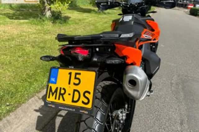 KTM 890 Adventure (2022) thumbnail 4