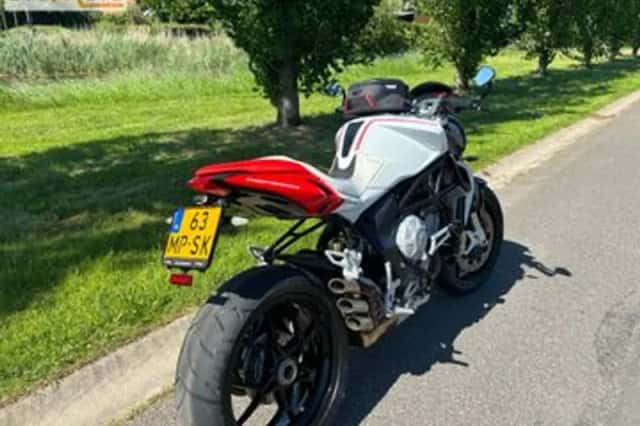 MV Agusta Brutale 800 (2015) thumbnail 2