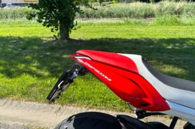 MV Agusta Brutale 800 (2015) thumbnail 4
