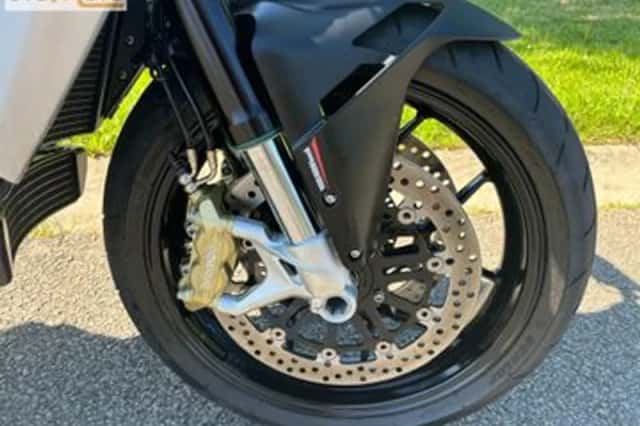 MV Agusta Brutale 800 (2015) thumbnail 6