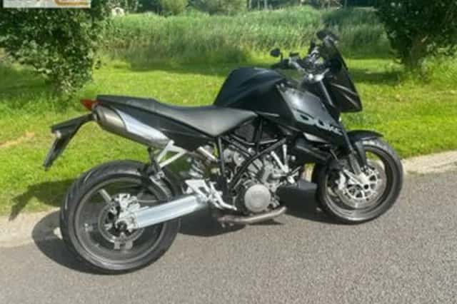 KTM 990 Super Duke (2006) thumbnail 1