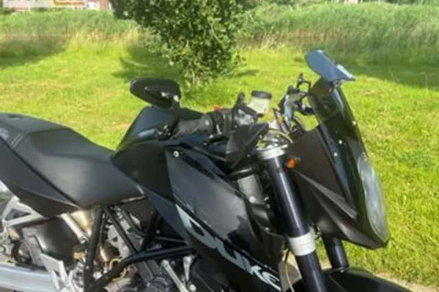 KTM 990 Super Duke (2006) thumbnail 3