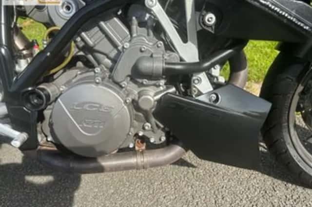 KTM 990 Super Duke (2006) thumbnail 5