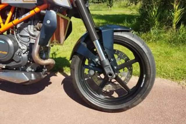 KTM 690 Duke (2012) thumbnail 6