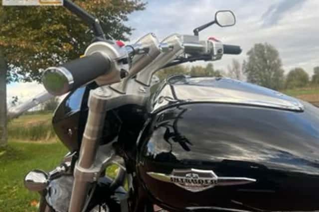 Suzuki M 1500 Intruder (2011) thumbnail 1