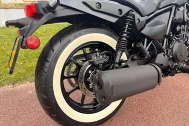 Kawasaki Eliminator 500 SE (2024) thumbnail 5
