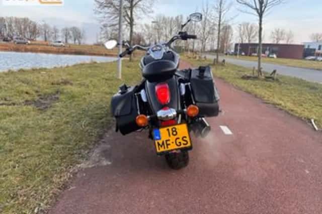 Kawasaki VN 900 Classic (2014) thumbnail 3