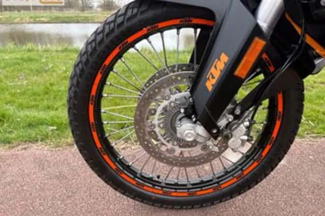 KTM 990 Adventure (2008) thumbnail 5