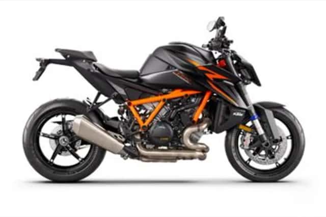 KTM 1390 Super Duke R EVO (2026) thumbnail 3