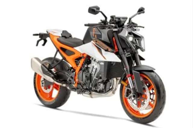 KTM 990 Duke R (2026) thumbnail 1