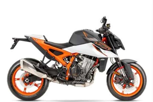KTM 990 Duke R (2026) thumbnail 2