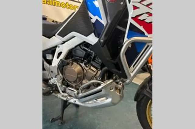 Honda CRF1100L Africa Twin Adventure Sports (2025) thumbnail 3