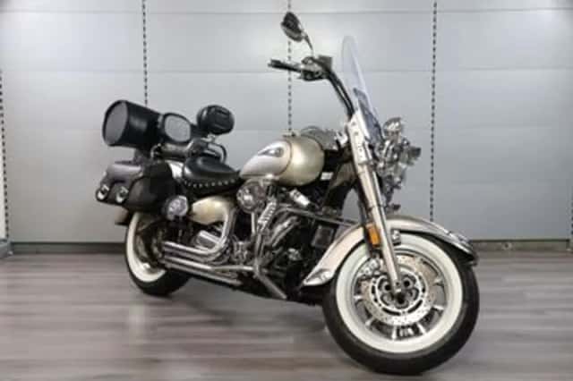 Yamaha XV 1700 Road Star (2005) thumbnail 3