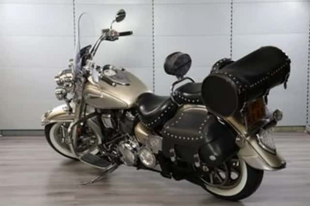Yamaha XV 1700 Road Star (2005) thumbnail 5