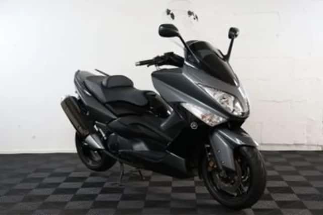 Yamaha T MAX (2008) thumbnail 2