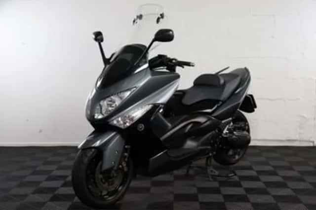 Yamaha T MAX (2008) thumbnail 4