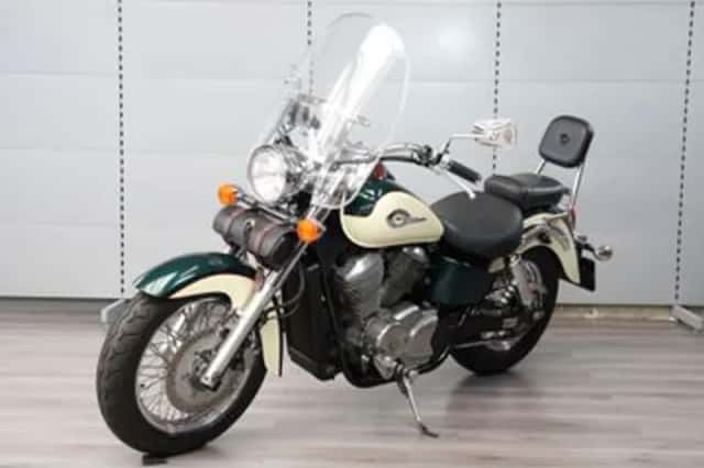 Honda VT 750C2 Shadow (1997) thumbnail 3