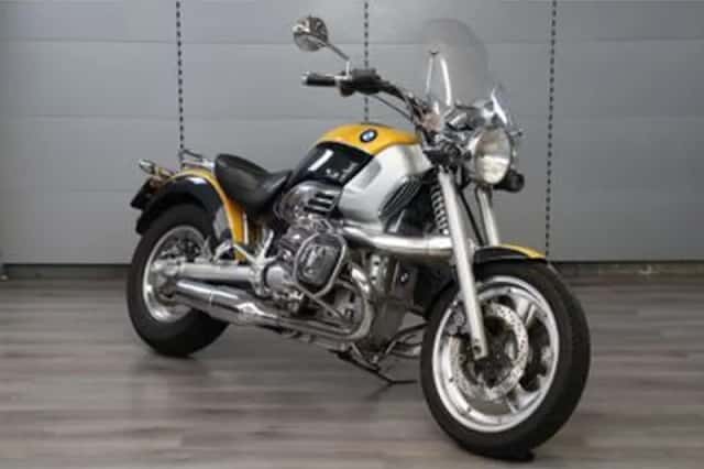 BMW R 1200C Independent (2002) thumbnail 1