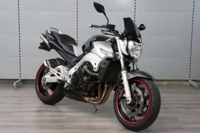 Suzuki GSR600 (2006) thumbnail 1