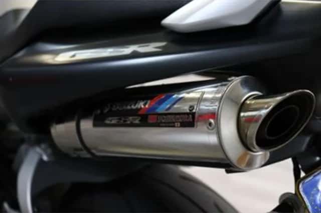 Suzuki GSR600 (2006) thumbnail 2