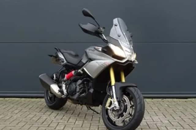 Aprilia Caponord 1200 (2013) thumbnail 1
