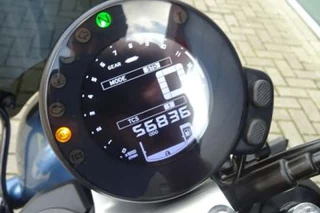 Yamaha XSR900 (2017) thumbnail 5