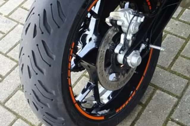KTM 690 Duke (2016) thumbnail 6