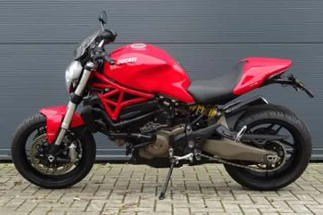 Ducati Monster 821 (2014) thumbnail 4