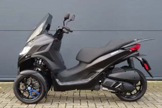 Piaggio MP3 310 (2026) thumbnail 4