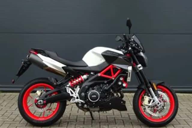 Aprilia Shiver 900 (2018) thumbnail 2