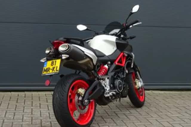Aprilia Shiver 900 (2018) thumbnail 3