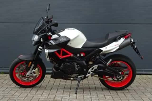 Aprilia Shiver 900 (2018) thumbnail 4